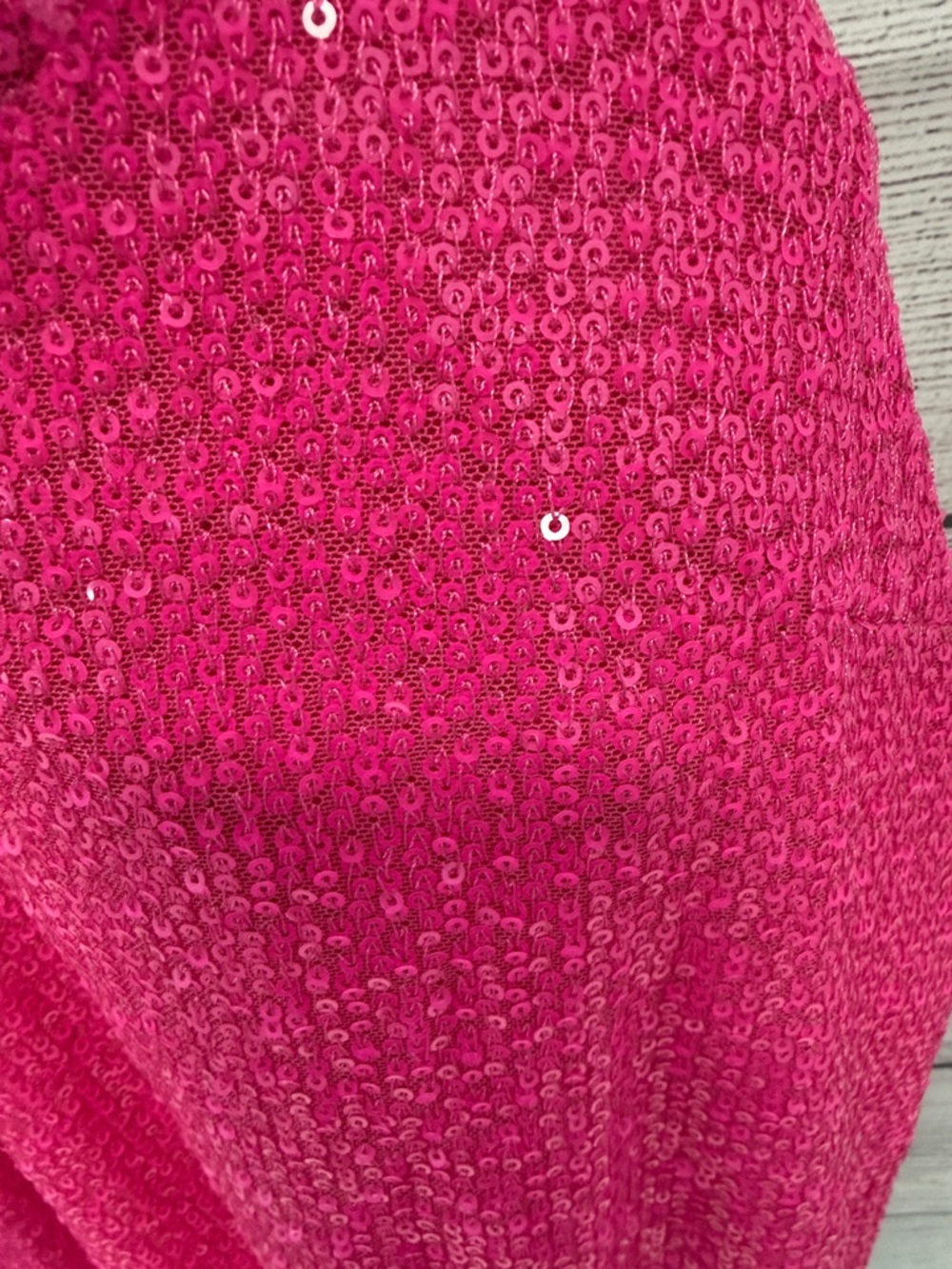 Amazon Essentials Hot Pink Sequin Cami Top - Picture 2 of 8